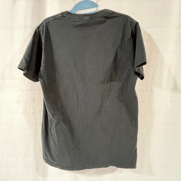 Attach On Titan Black Short Sleeve T-shirt Captain Levi Scout Regiment, Medium - Picture 4 of 7